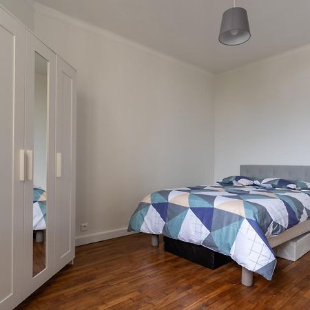 Апартаменты Charmant 2 Pieces Pour 4 Personnes A Курбевуа Экстерьер фото